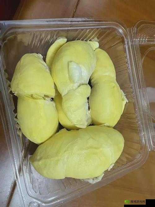 草莓香蕉榴莲 9w97w 乳液 lisa：一场水果与水果的奇妙碰撞