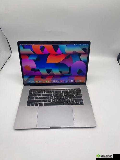 1819 岁 MacBook Pro 的外观设计：经典与创新融合